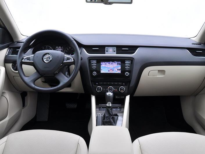 斯柯达明锐2009款1.4tsi双离合,斯柯达新明锐三厢车