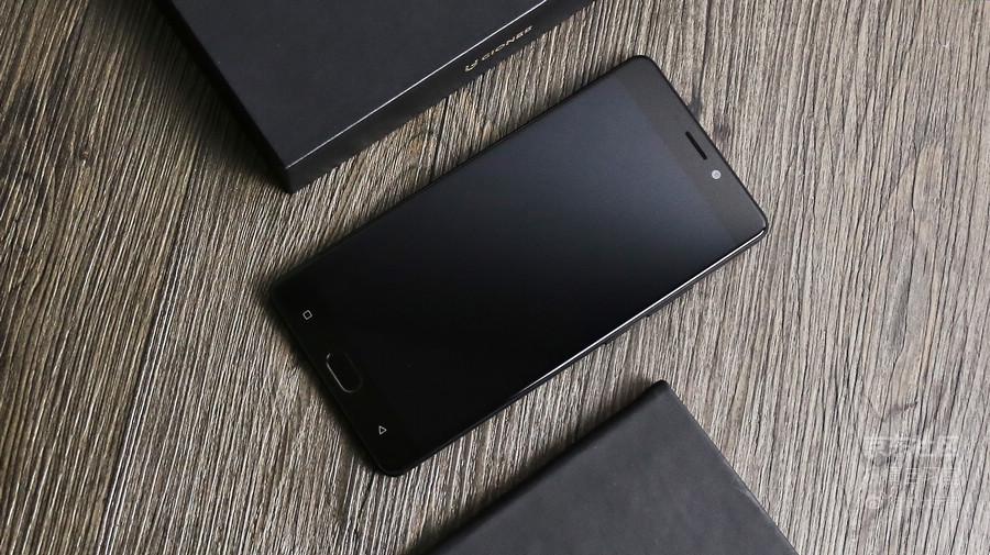 金立m6splus与金立m6,金立m6splus黑色怎么样