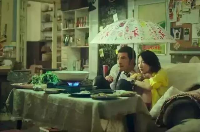 周冬雨金城武喜欢你哪一年,金城武周冬雨在一起了吗