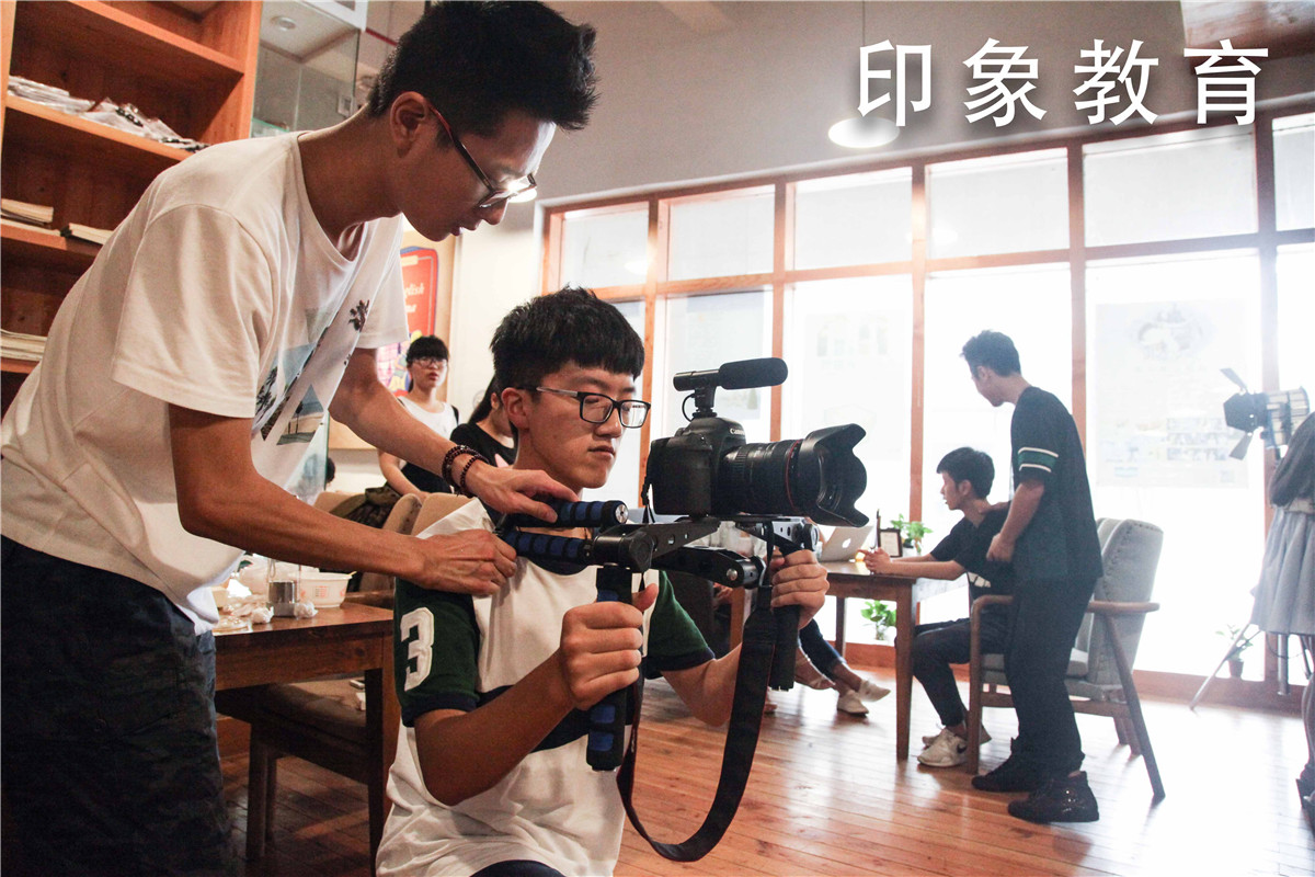 考北京电影学院表演系需具备什么,北京电影学院导演本科好学吗