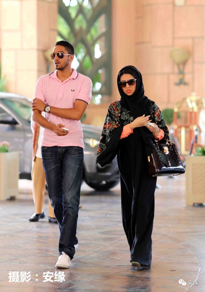 迪拜有钱人别墅,迪拜有钱人房子