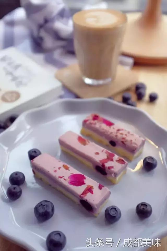 1月仅售7天的芝士条,身家过亿照样排队!谁给你的自信?