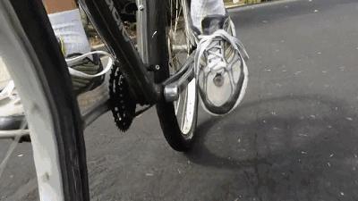 鞋带为什么总松开,为什么自己系的鞋带老是松开