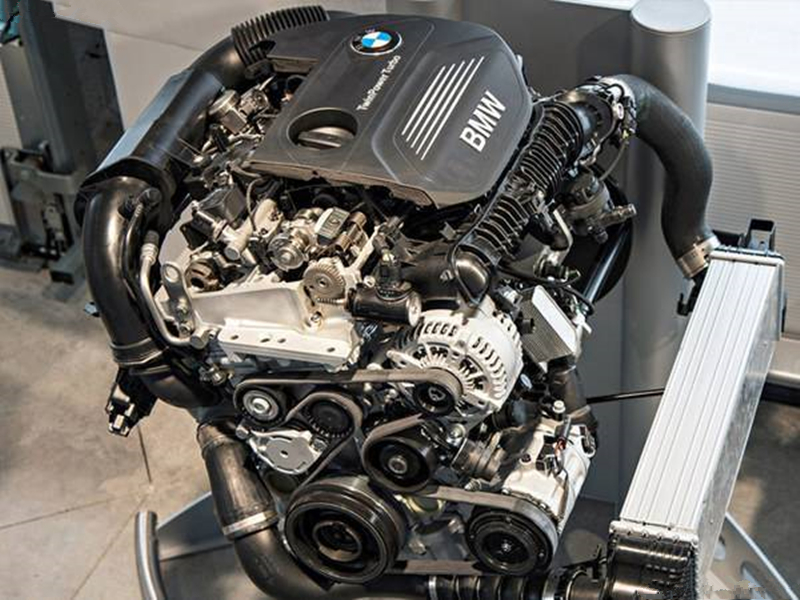 全新bmwx1实车,全新bmw1系两厢