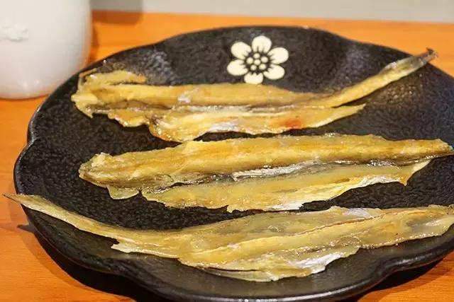 “遭受”十万伏特暴击!20只皮卡丘惊喜出没,要被萌哭了!