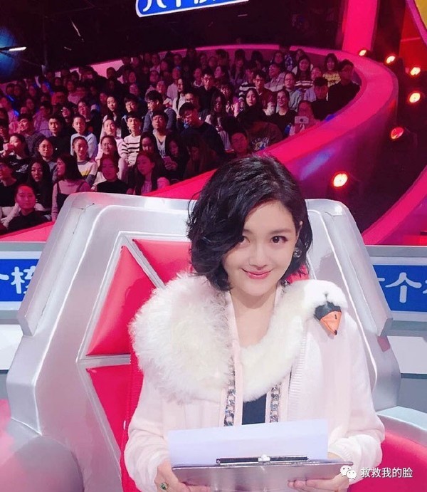 玻璃唇怎么涂才好看,今年流行的玻璃唇