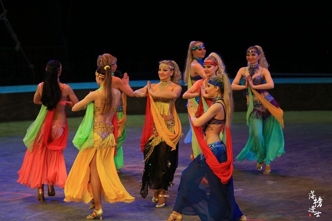 泉城欧乐堡动物王国夏天怎么去,泉城欧乐堡梦幻世界星空过山车