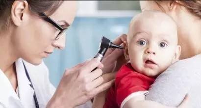 给宝宝洗澡要不要关门关窗,宝宝洗澡可以洗手吗