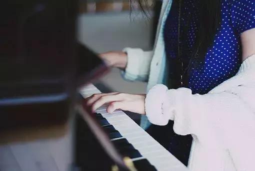 樂LIFE流行钢琴乐馆｜钢琴是最长久的陪伴