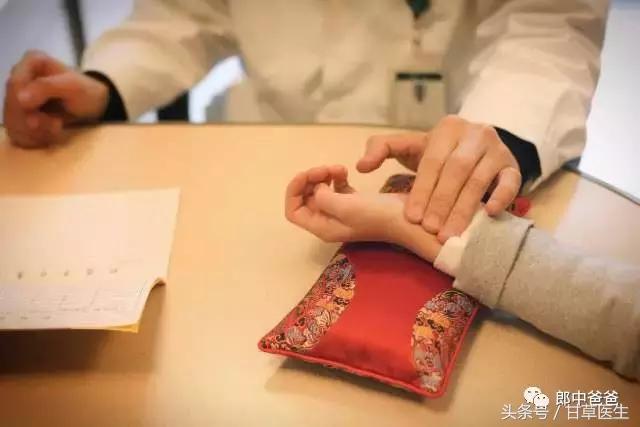 感冒高热输什么药,感冒发烧血象高吃什么药