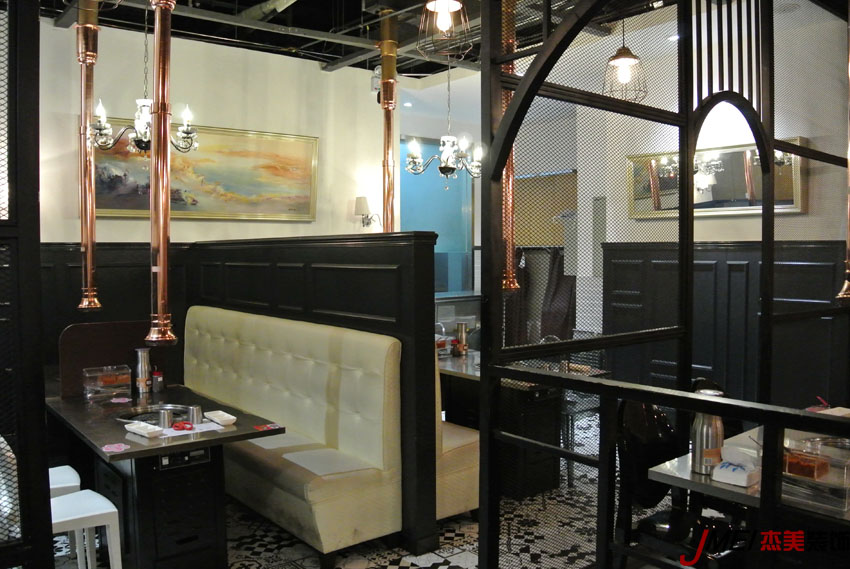 大连和平广场这家烤肉店装修怎么样，去过的朋友请举爪