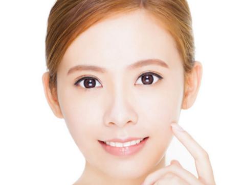 鸡蛋清敷脸收缩毛孔的正确方法,毛孔收缩精华正确使用方法