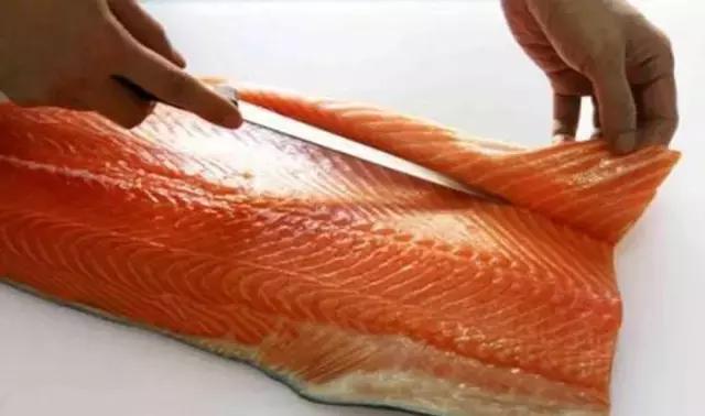 大西洋鲑鱼和挪威三文鱼的区别,我们吃的三文鱼怎么来的