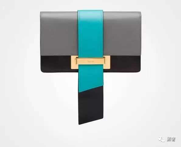 prada杀手包老款新款区别,prada杀手包supermini
