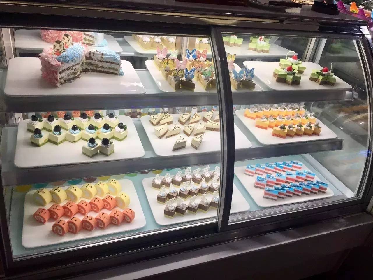 长春最实惠的牛排披萨自助餐厅，竟然可以免费吃？