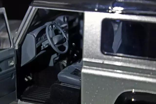 一辆路虎200万,路虎一百多万的