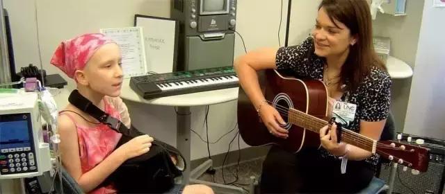 让化疗的痛在音乐放松治疗中舒缓