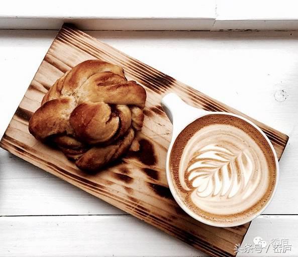 咖啡搭配芝士生蚝,咖啡加生蚝