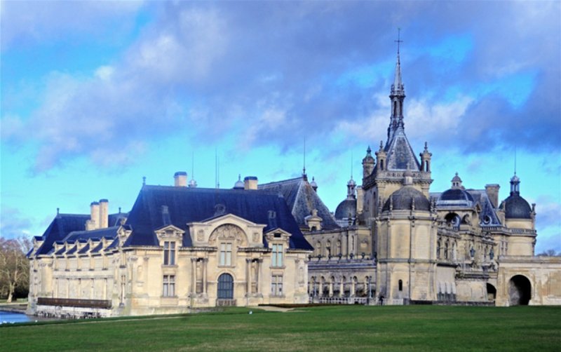 七十迈旅行的视频,七十迈海外自驾