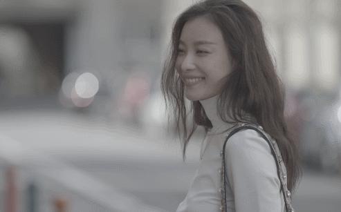 女性必用的精华液,精华液抹脖子