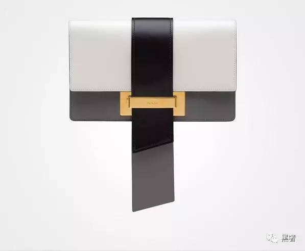 prada杀手包老款新款区别,prada杀手包supermini