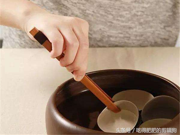 一只胖茶壶的回忆录：我是怎样从3P玩到NP的呢？