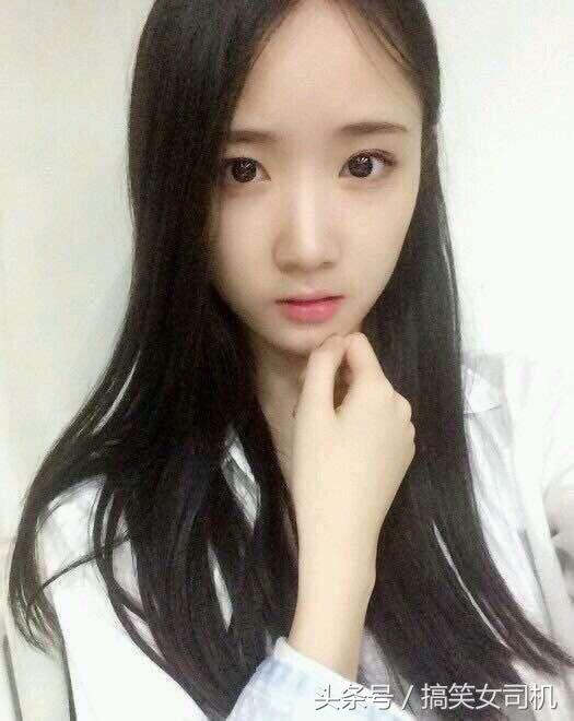 新娘心真大，这是打完游戏再回去拜堂的节奏啊