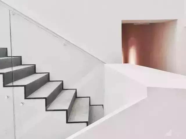 有了她才有了活下去的意义,有了她日子更有盼头