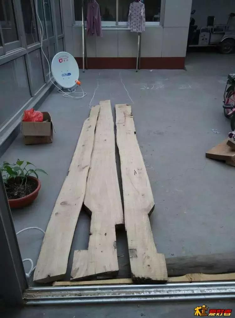 坐着轮椅入了坑——《轮椅上的木匠》