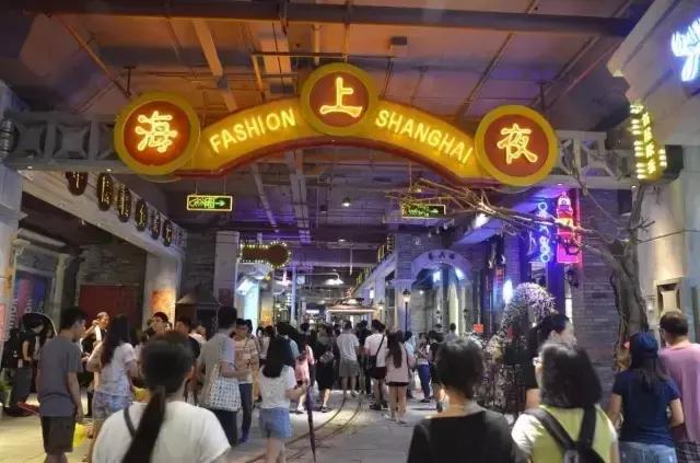 “遭受”十万伏特暴击!20只皮卡丘惊喜出没,要被萌哭了!