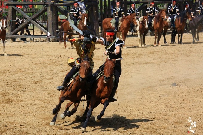 泉城欧乐堡动物王国夏天怎么去,泉城欧乐堡梦幻世界星空过山车