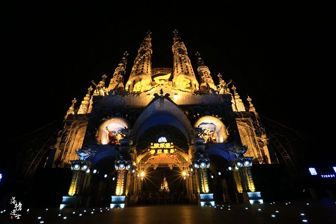 泉城欧乐堡动物王国夏天怎么去,泉城欧乐堡梦幻世界星空过山车