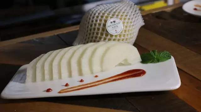 他辞去500强企业的工作,毅然决然开荒种梨,最后怎么样了