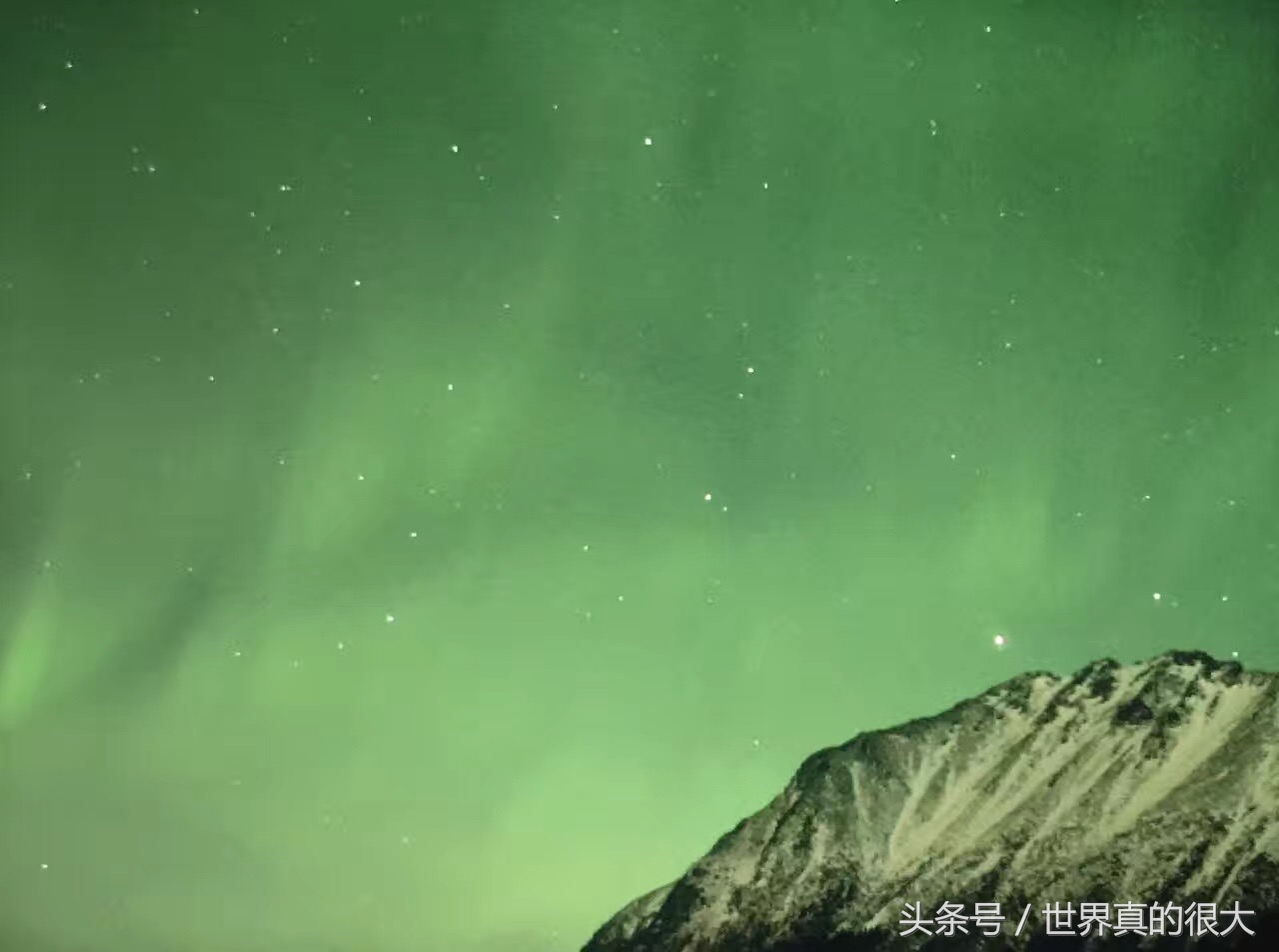 北纬66°34，我与极光相遇