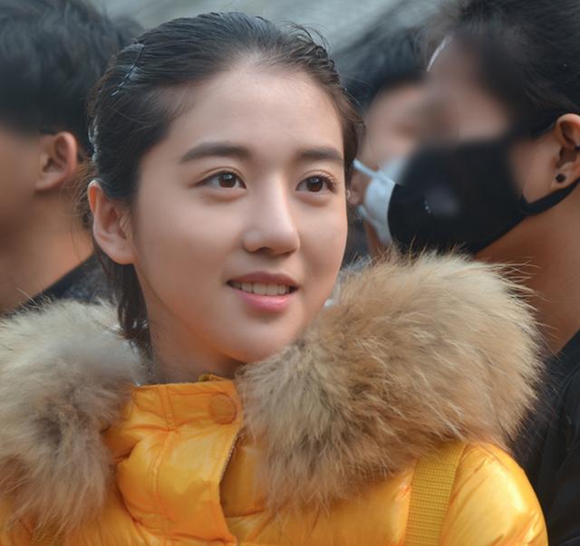 鞠婧祎对四千年一遇的美女的看法,鞠婧祎本人对四千年美女的看法