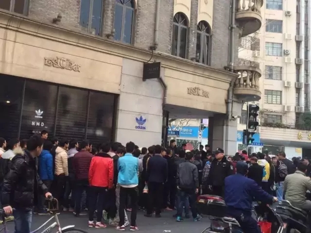 YSL这场刷屏营销可以复制吗？类似的成功案例还有哪些？