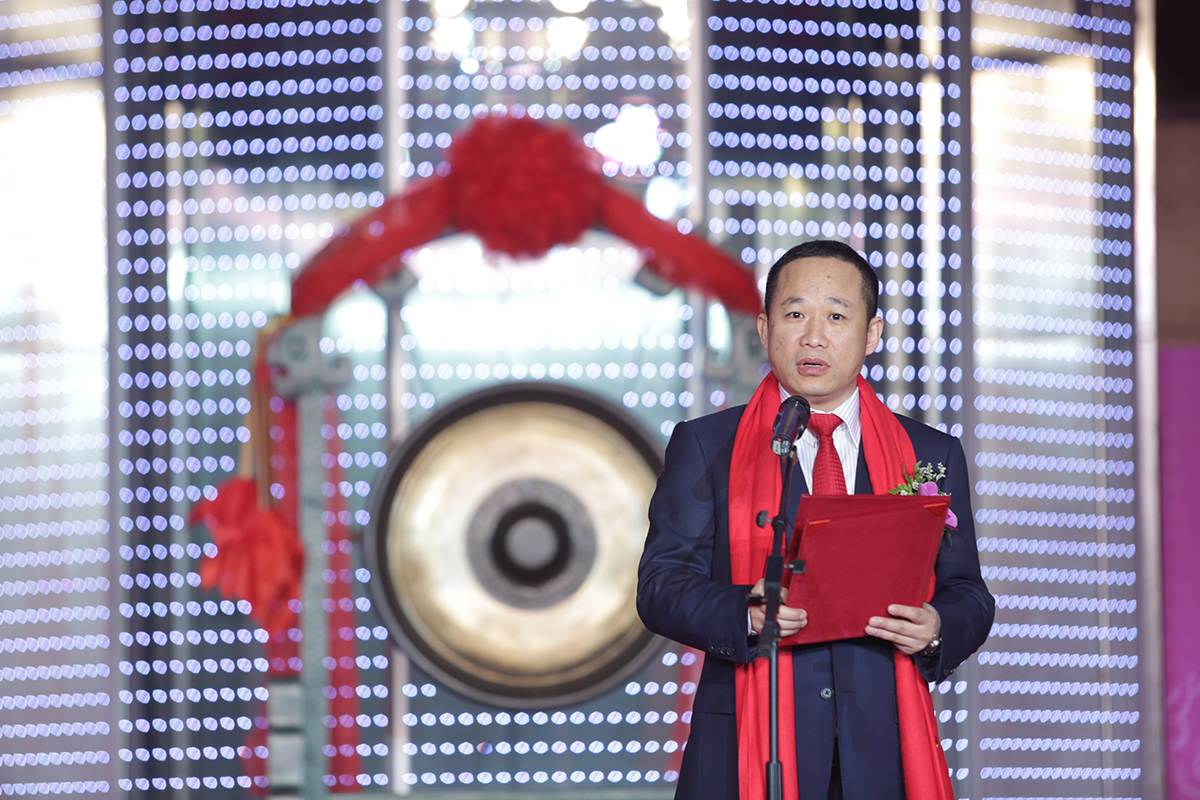 澶т赴瀹炰笟杞瀷婕旇壓,澶т赴瀹炰笟涓氱哗