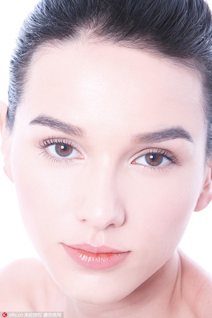 亲密瞬间担心底妆太粗糙?胖迪教你打造细腻丝缎肌