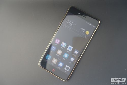 努比亚z17mini闪屏,努比亚z17mini相机变黑白