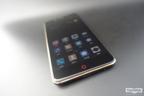 努比亚z17mini闪屏,努比亚z17mini相机变黑白