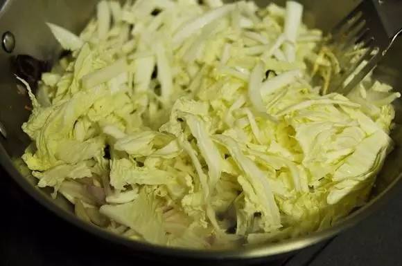 炒菜地上溅油怎么办,炒菜怎么防止油溅