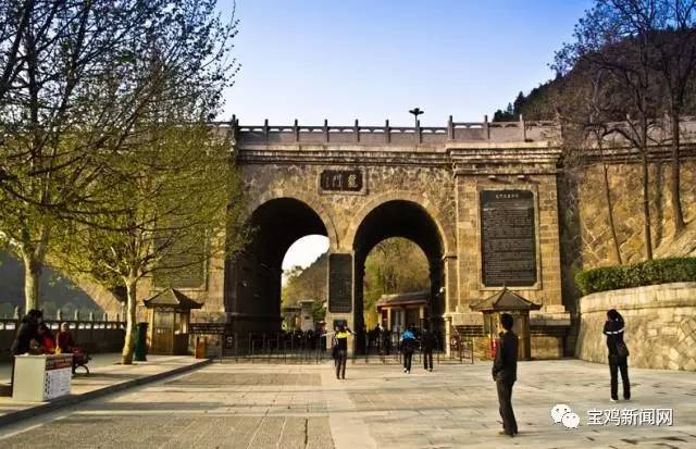 宝鸡到洛阳2日游 (宝鸡到洛阳坐高铁旅游)