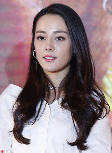 亲密瞬间担心底妆太粗糙?胖迪教你打造细腻丝缎肌