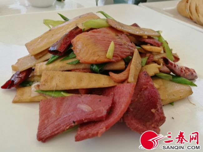 真爱再跨界推出“长安春色”茶