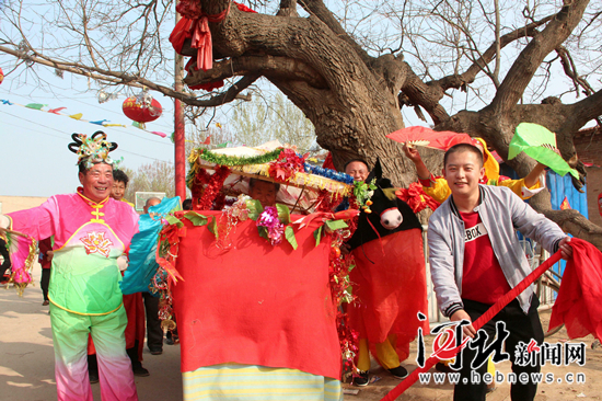 大学生村官谢天:为美丽乡村添上文化味