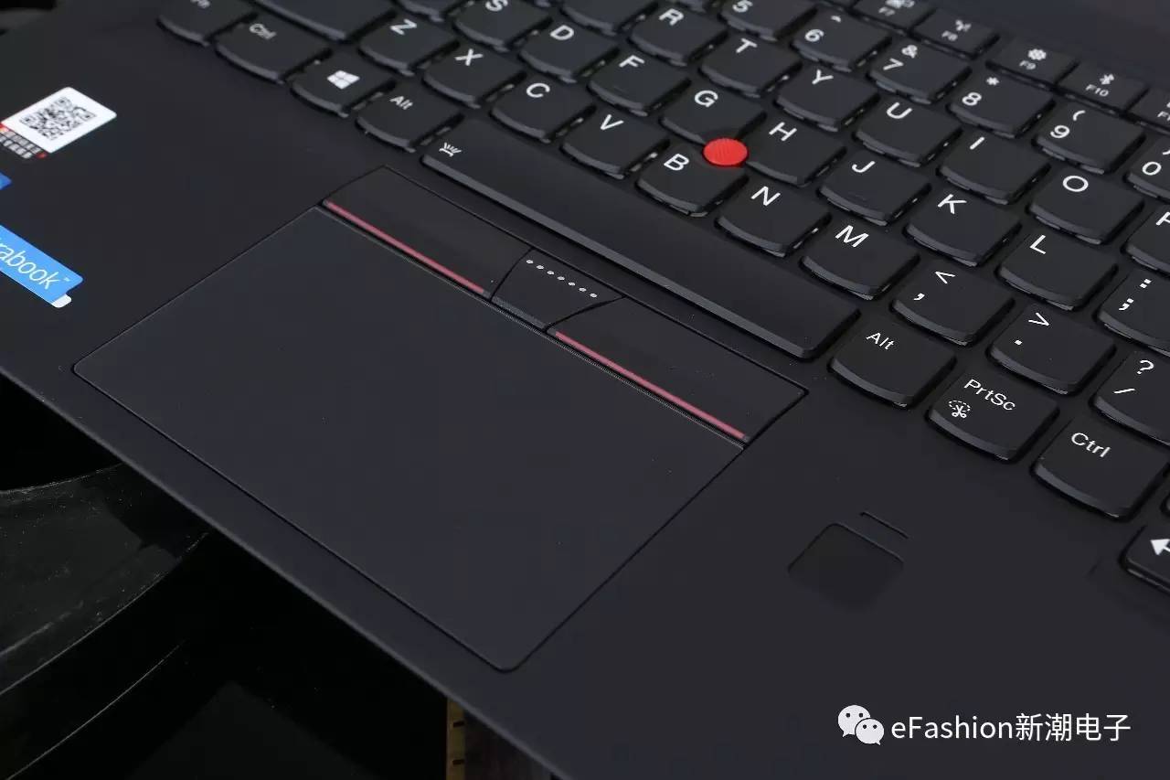 各年份thinkpad x1 carbon外观特征 (thinkpad x1 titanium 2022评测)