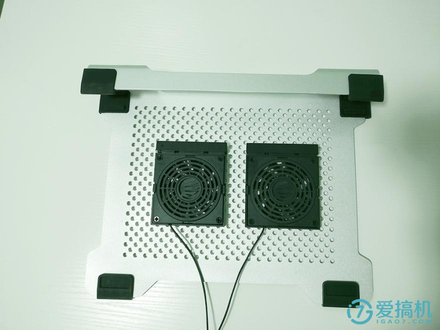 驱走闷热，给你的PC“冲个凉”！——ORICO全铝DIY双风扇笔记本散热垫体验