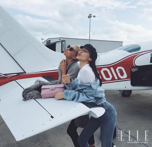 你爱在朋友圈晒包包和自拍,原来女明星也爱干这个,还更牛!