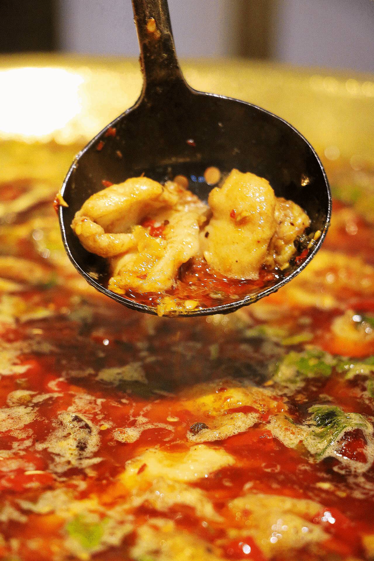 一不小心美成自拍圣地！说这是吃火锅的谁信？