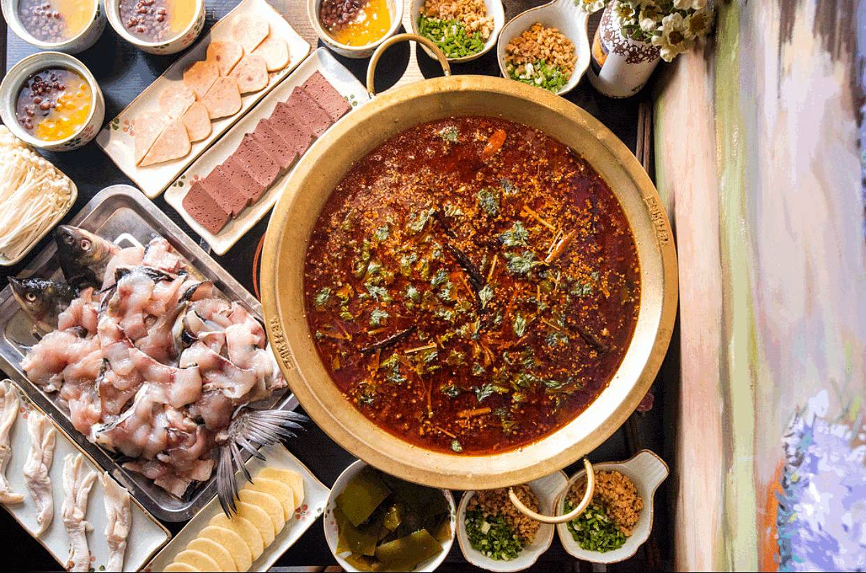 一不小心美成自拍圣地！说这是吃火锅的谁信？